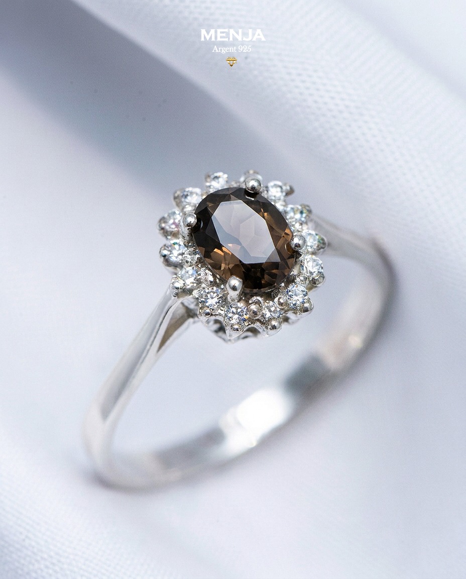 Bague de fiançailles avec pierre citrine